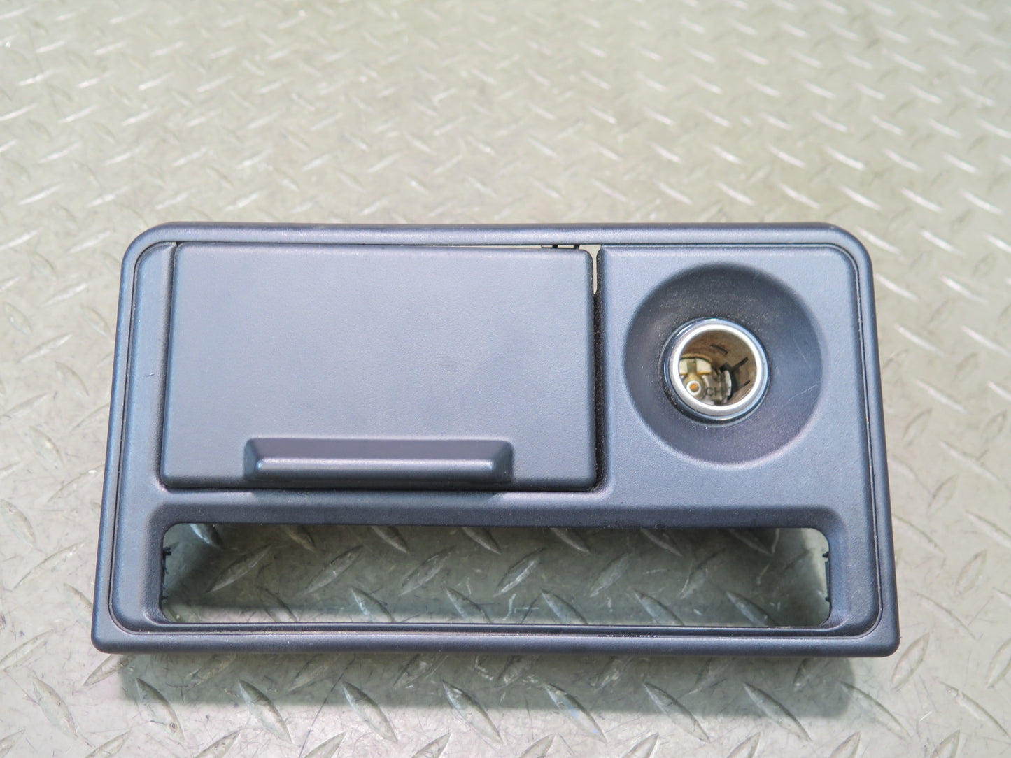 00-05 Toyota MR2 Spyder ZZW30L Dash Front Ash Tray OEM
