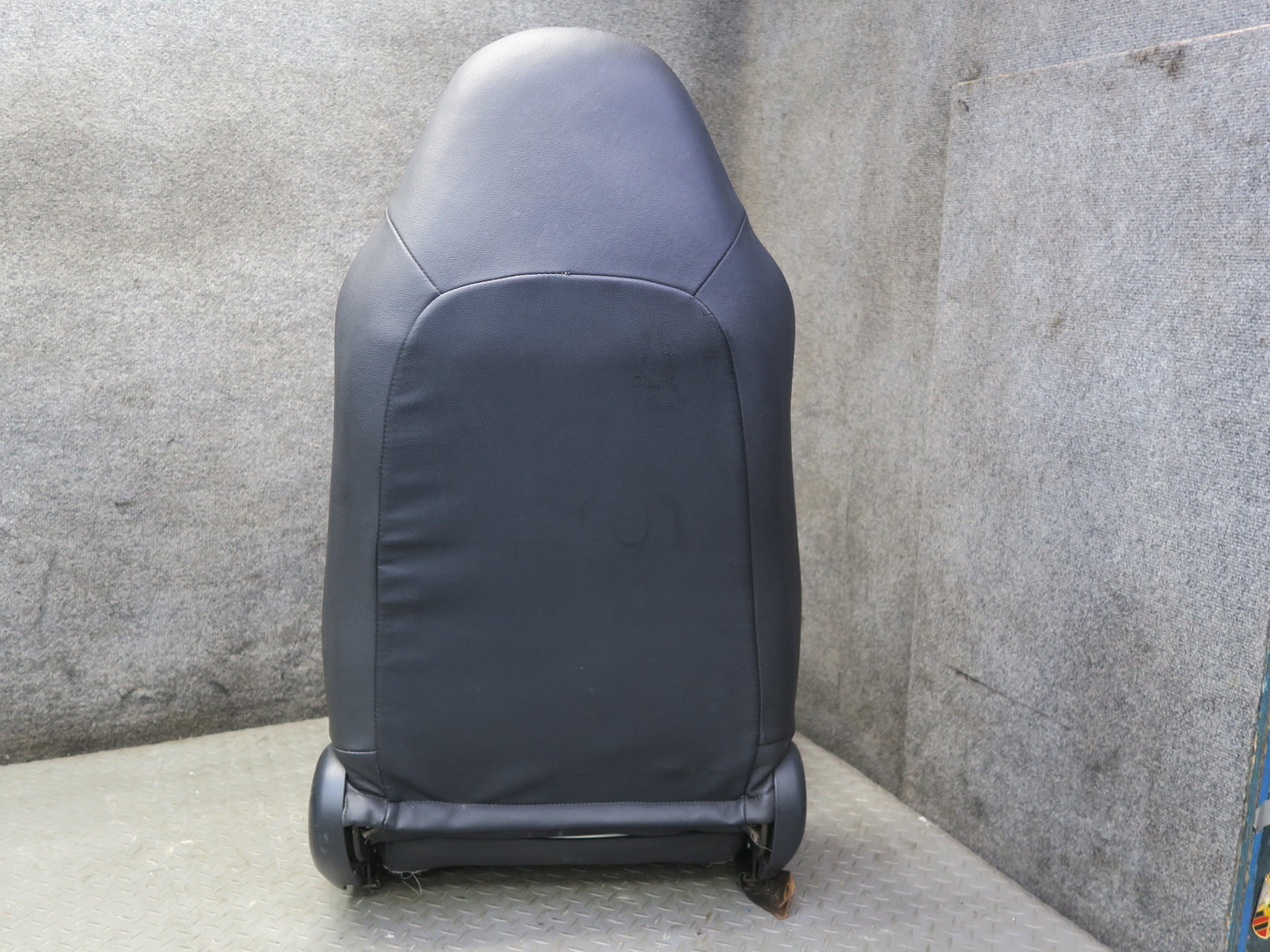 00-02 Toyota MR2 Spyder ZZW30L Set of 2 Front Left & Right Leather Seat OEM