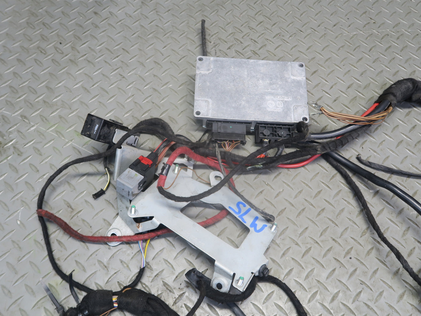 03-12 Mercedes R230 Sl-class Battery Stabilization Control Module w Wiring OEM