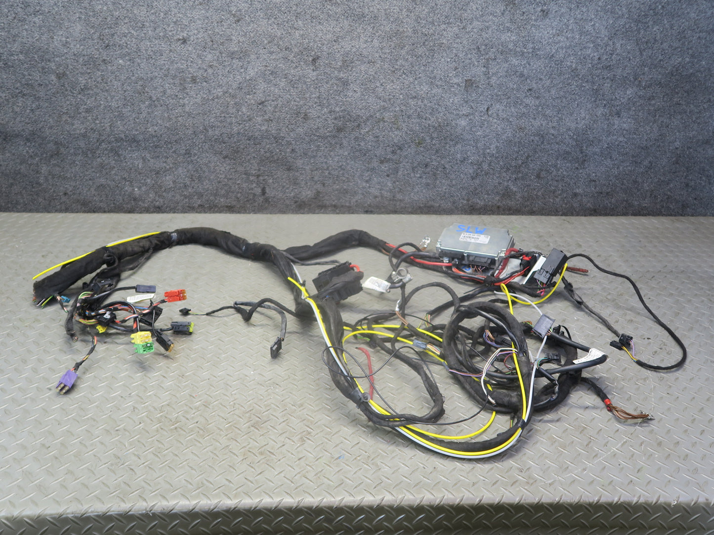 03-12 Mercedes R230 Sl-class Battery Stabilization Control Module w Wiring OEM