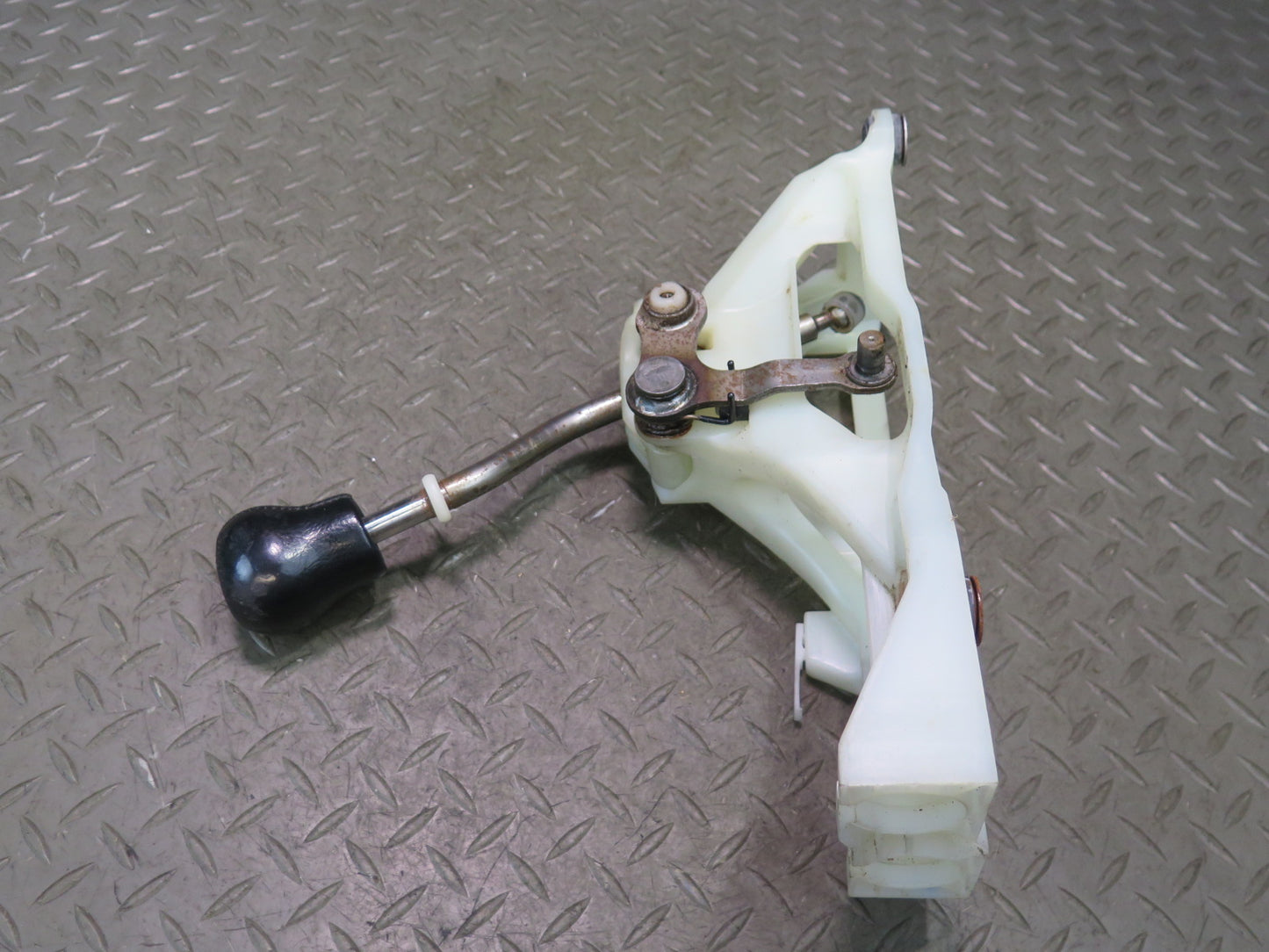 00-05 Toyota MR2 Spyder ZZW30L M/T Manual Transmission Shifter OEM