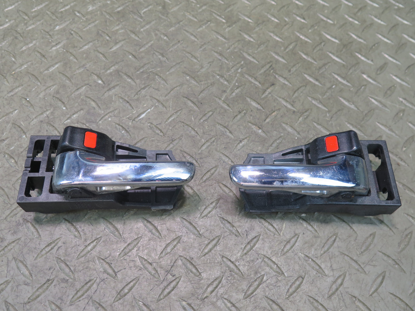 00-05 Toyota MR2 Spyder ZZW30L Set of 2 Left & Right Door Interior Handle OEM