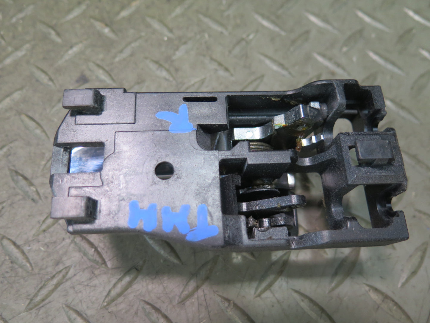 00-05 Toyota MR2 Spyder ZZW30L Set of 2 Left & Right Door Interior Handle OEM