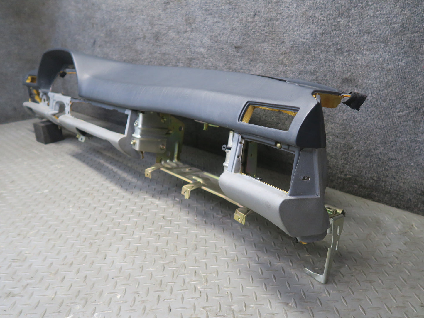 86-91 Mercedes W126 420SEL 560SEL Dashboard Dash Instrument Panel Cover OEM