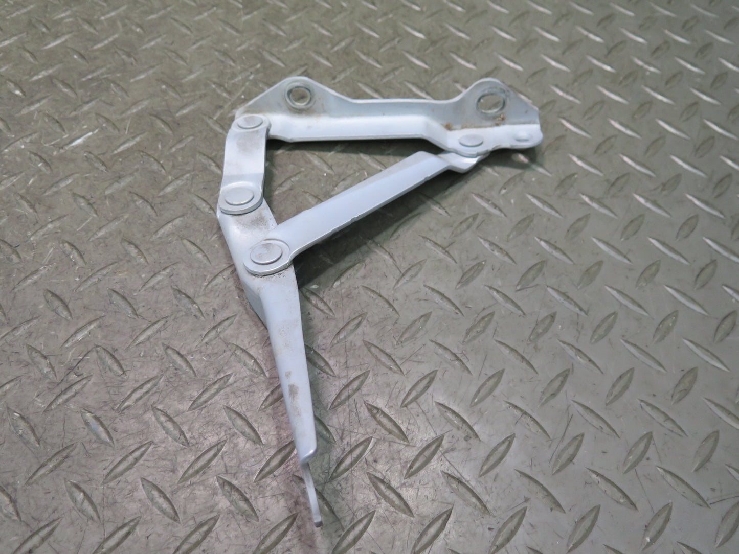 00-05 Toyota MR2 Spyder ZZW30L Rear Left & Right Engine Lid Hood Hinge Set OEM
