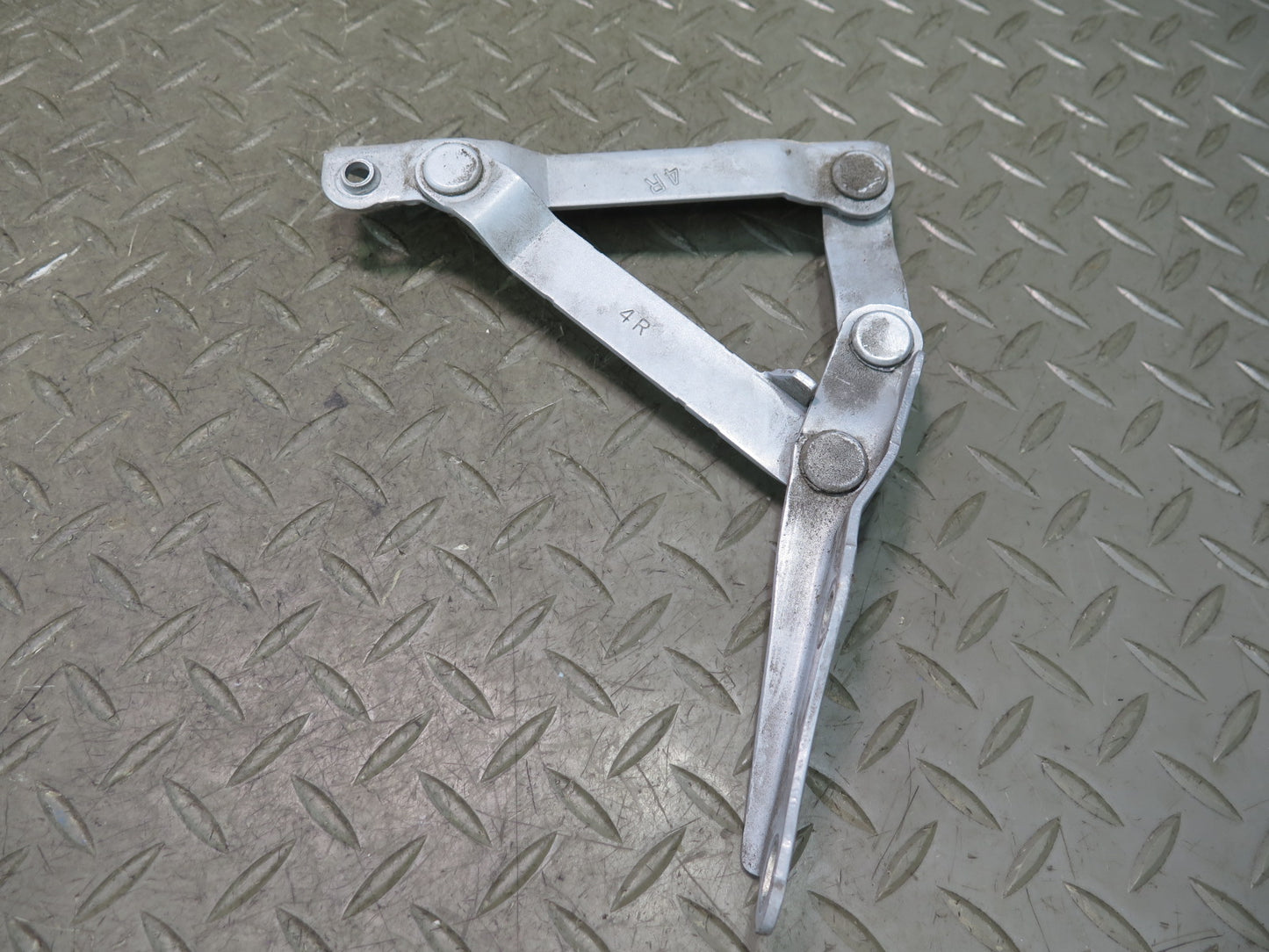 00-05 Toyota MR2 Spyder ZZW30L Rear Left & Right Engine Lid Hood Hinge Set OEM