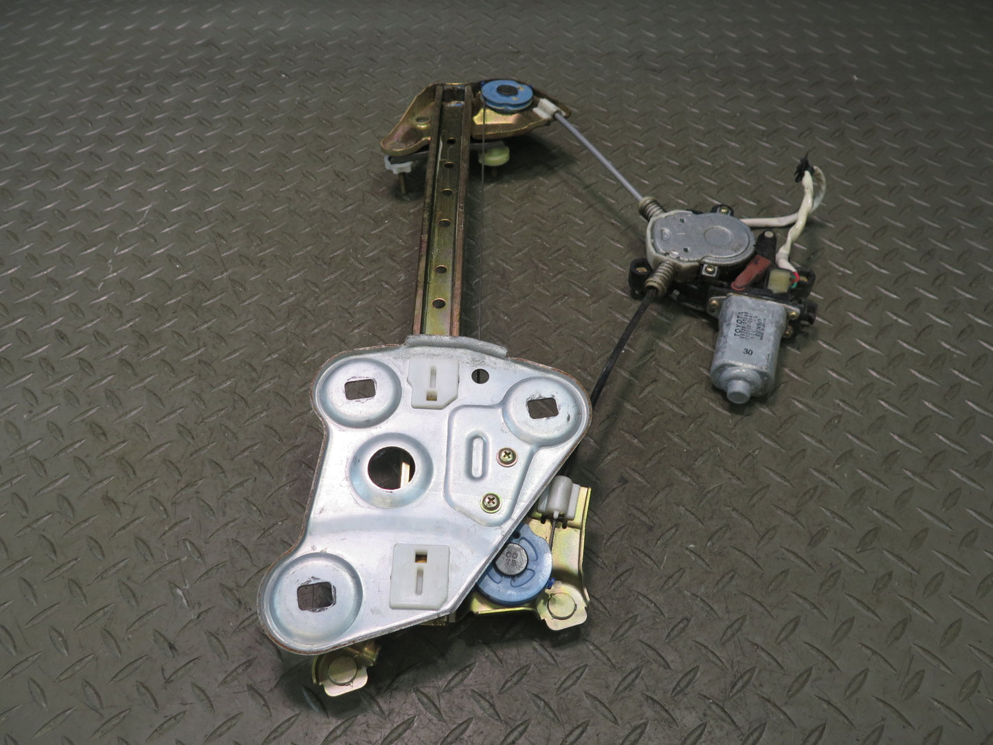 00-05 Toyota MR2 Spyder ZZW30L Left Door Window Regulator w Motor OEM