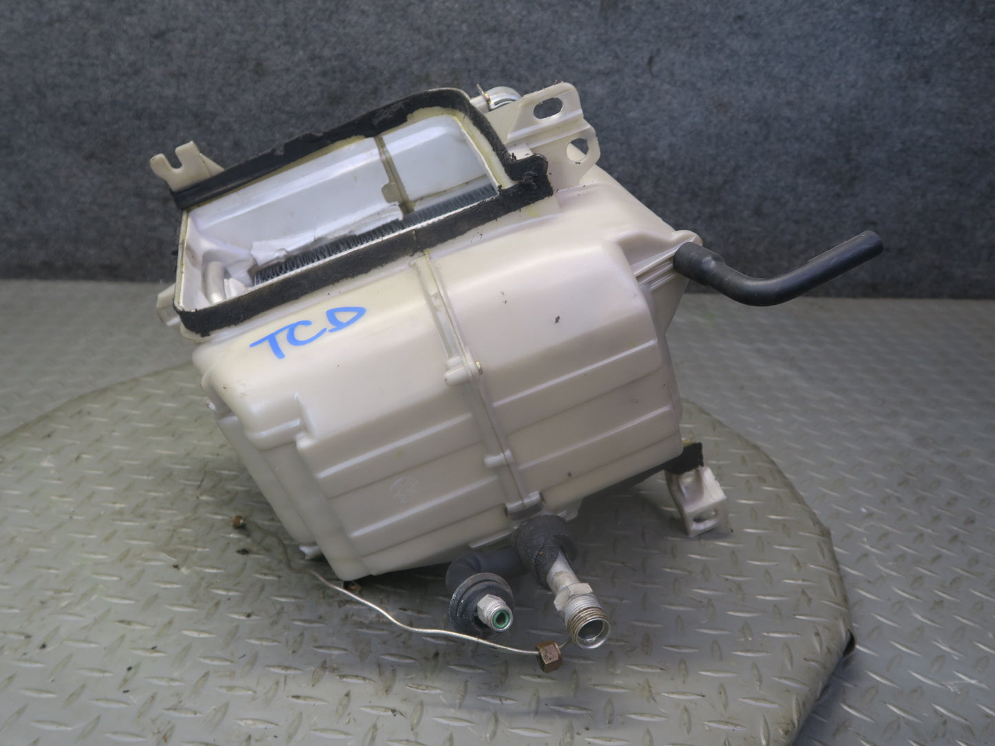 84-86 Toyota Cressida MX73 A/C Air Condition Evaporator Heater Climate Box OEM