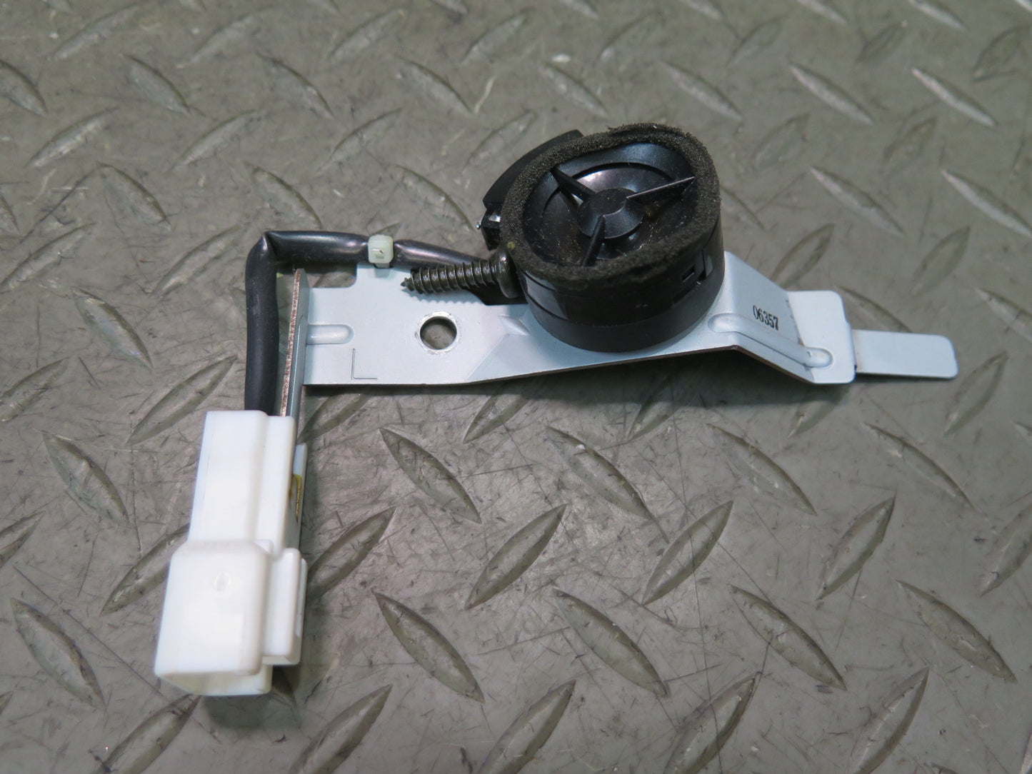 00-05 Toyota MR2 Spyder ZZW30L Set of 2 Left & Right Door Speaker Tweeter OEM