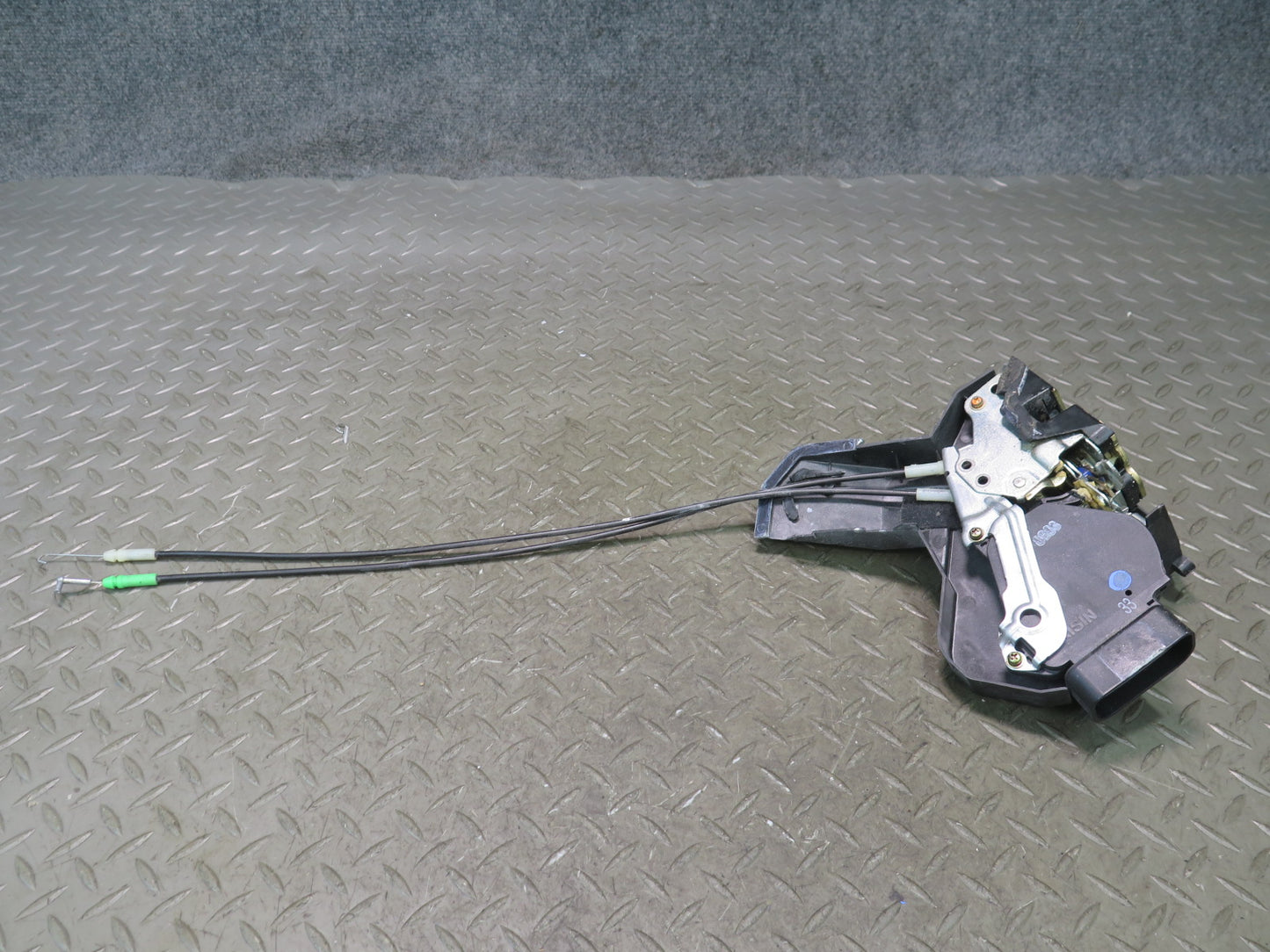 00-05 Toyota MR2 Spyder ZZW30L Right Door Lock Latch Actuator OEM