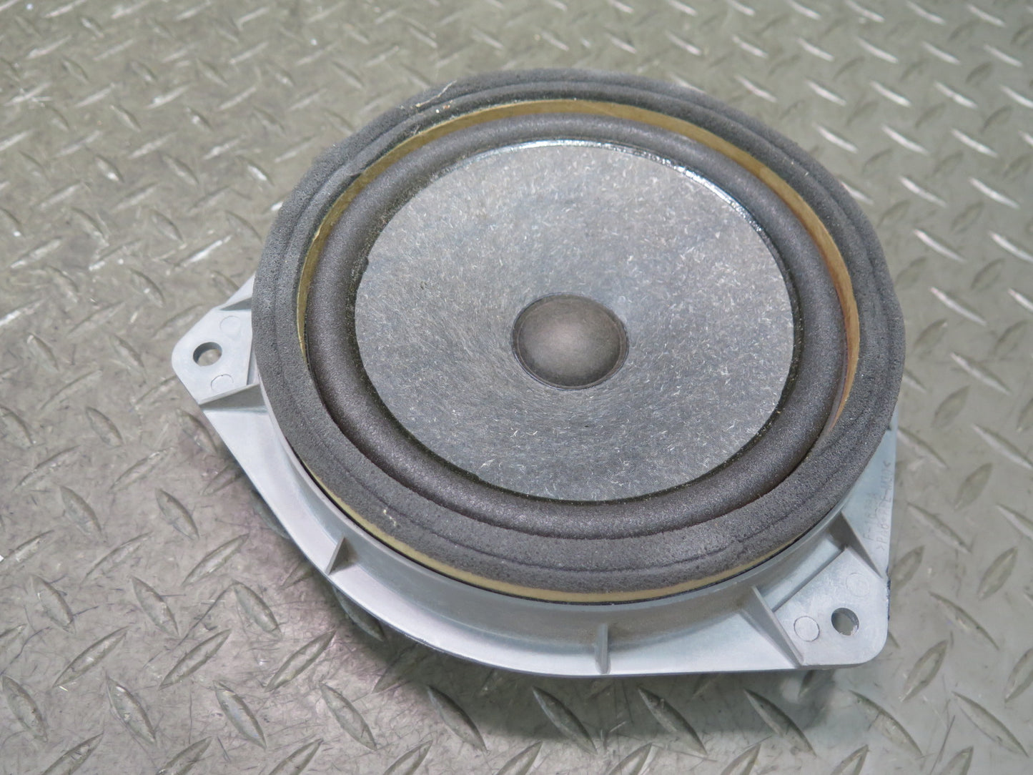 00-05 Toyota MR2 Spyder Set of 2 Left & Right Door Speaker 86160-22860 OEM