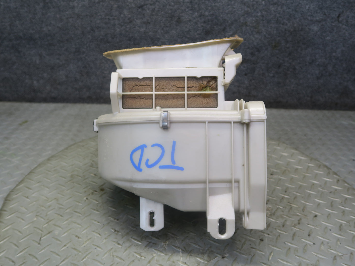 84-86 Toyota Cressida MX73 Hvac A/C Heater Blower Motor Fan & Housing Box OEM