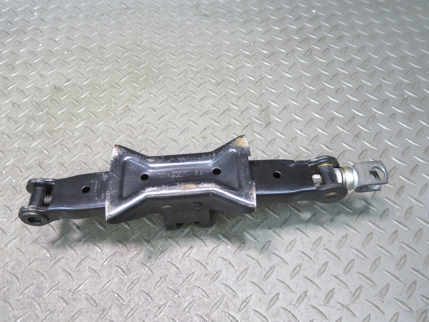 00-05 Toyota MR2 Spyder ZZW30L Emergency Spare Tire Lift Jack Tools w Case OEM