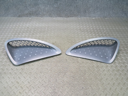 00-02 Toyota MR2 Spyder ZZW30L Set of 2 Rear Quarter Air Vent Scoop Grille OEM