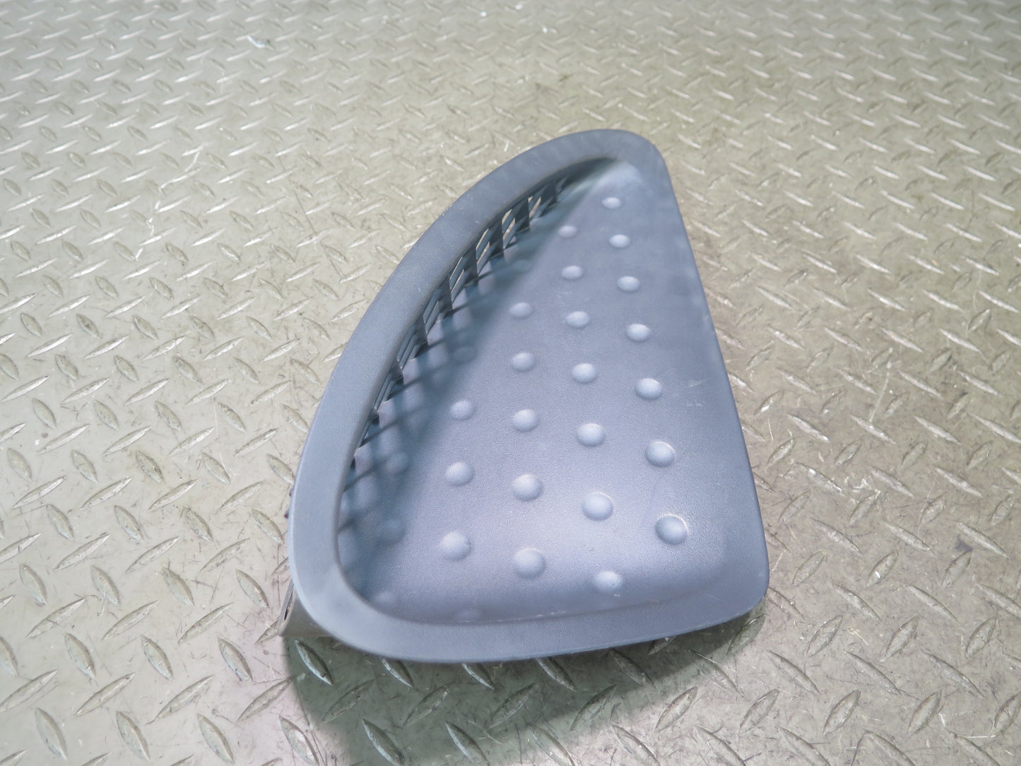 00-02 Toyota MR2 Spyder ZZW30L Set of 2 Rear Quarter Air Vent Scoop Grille OEM