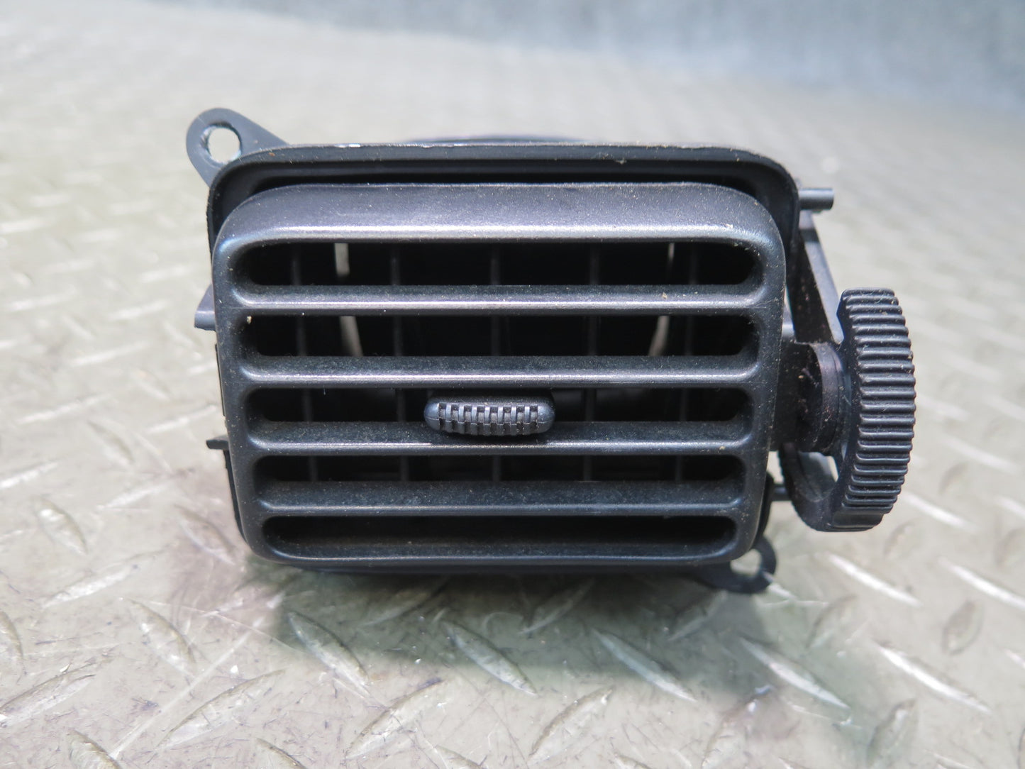 00-05 Toyota MR2 Spyder ZZW30L Dash Front Left Right A/C Air Vent Grille Set OEM