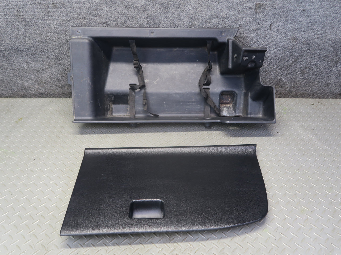 00-05 Toyota MR2 Spyder ZZW30L Rear Right Compartment Storage Trim Set OEM