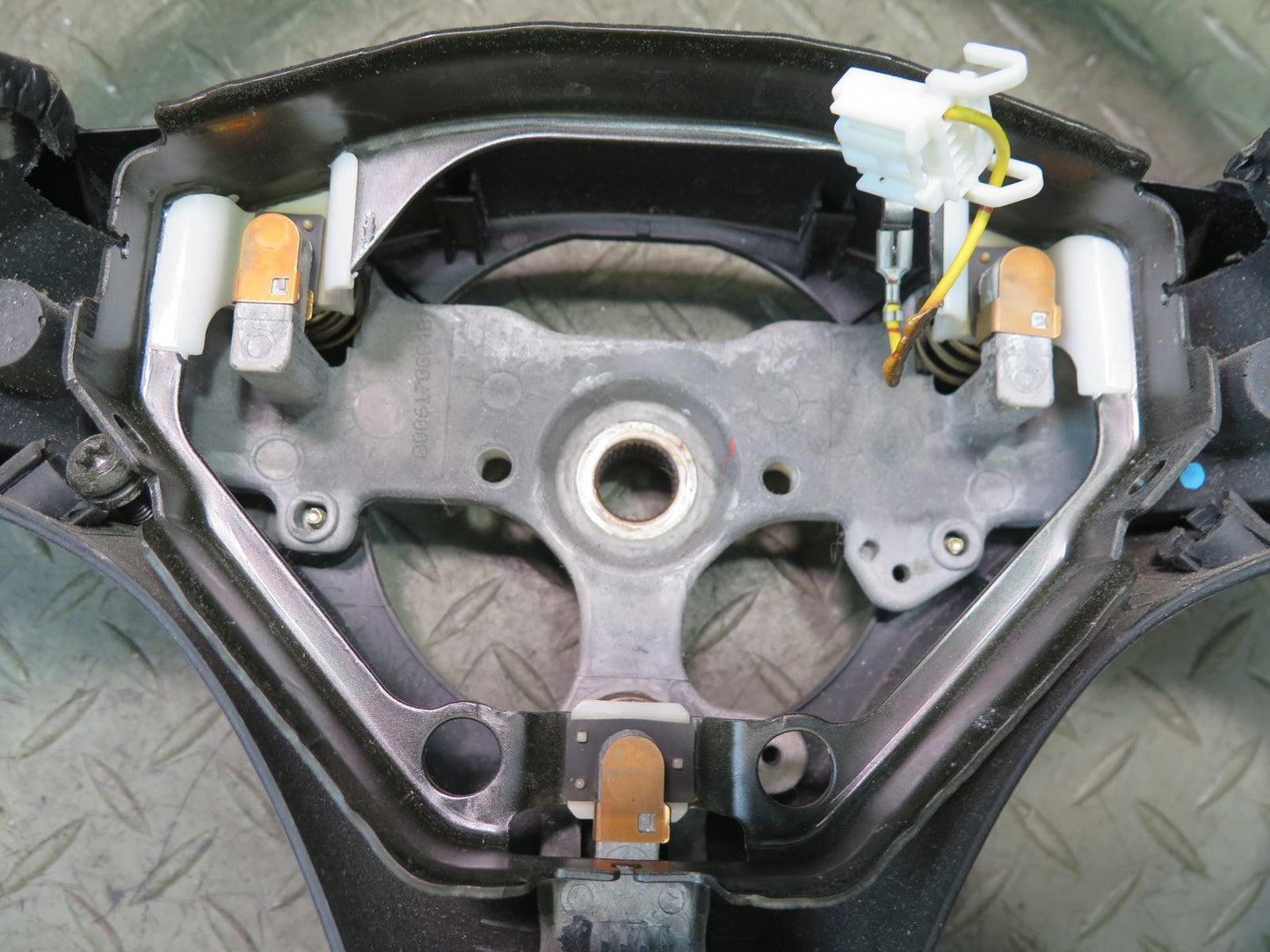 00-05 Toyota MR2 Spyder ZZW30L Leather Steering Black OEM