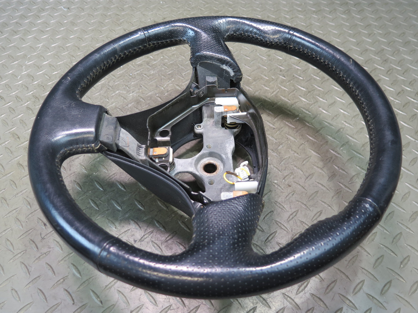 00-05 Toyota MR2 Spyder ZZW30L Leather Steering Black OEM