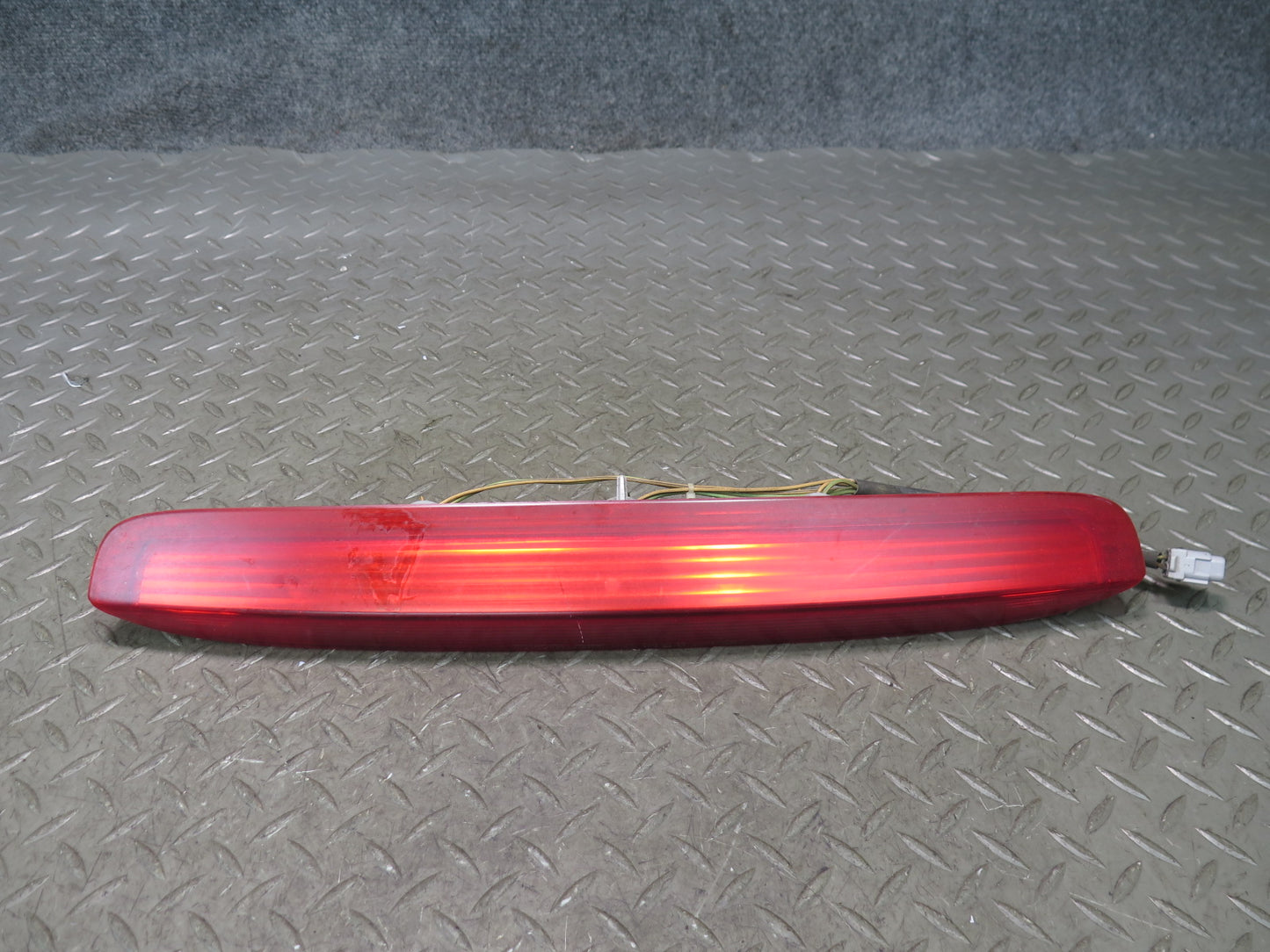 00-05 Toyota MR2 Spyder ZZW30L Rear Third 3RD Brake Light Lamp OEM