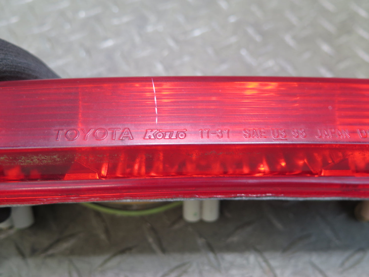 00-05 Toyota MR2 Spyder ZZW30L Rear Third 3RD Brake Light Lamp OEM