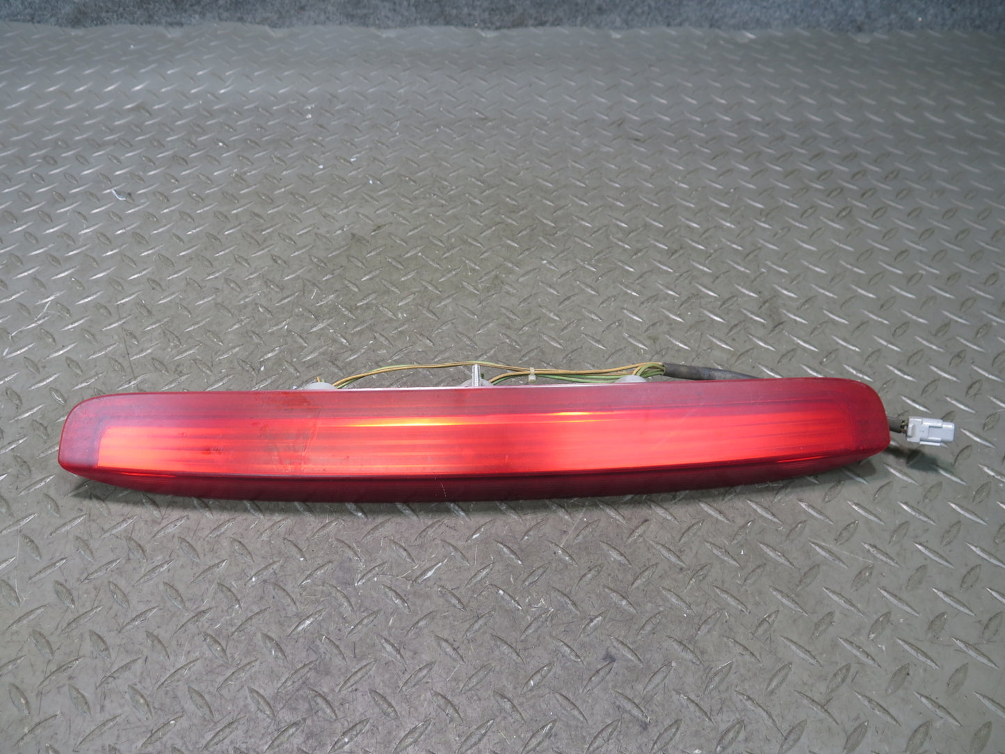 00-05 Toyota MR2 Spyder ZZW30L Rear Third 3RD Brake Light Lamp OEM