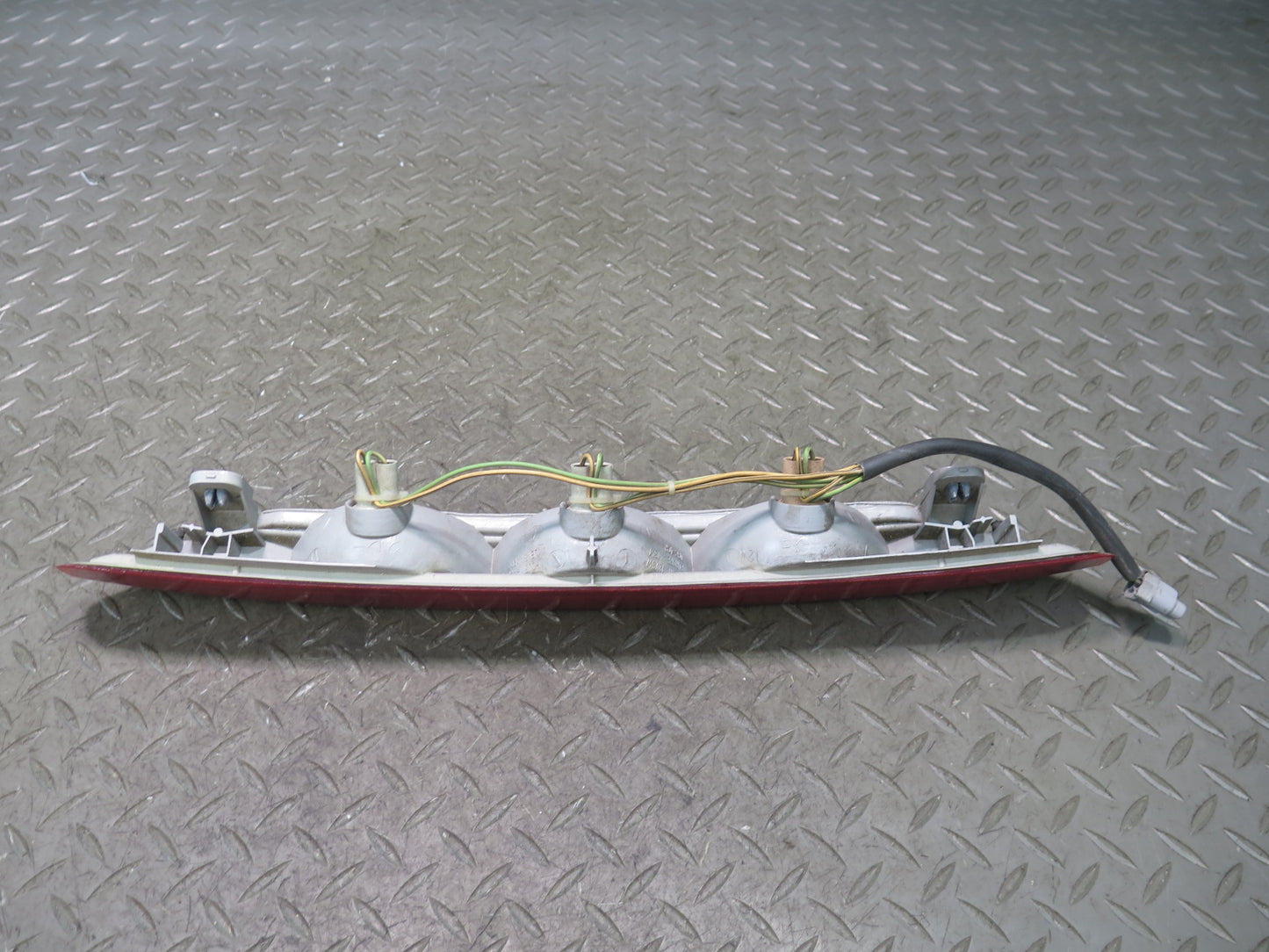 00-05 Toyota MR2 Spyder ZZW30L Rear Third 3RD Brake Light Lamp OEM