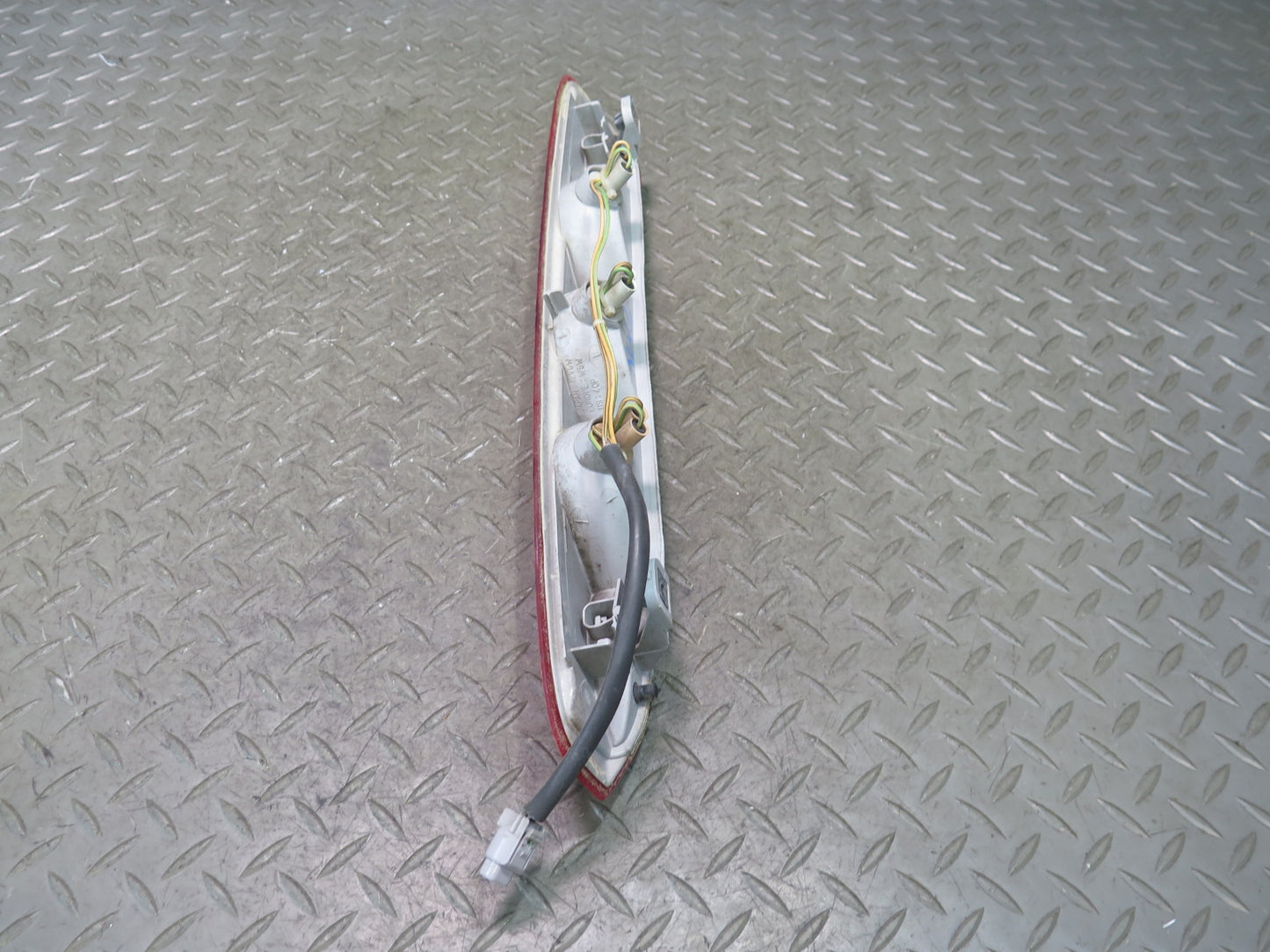 00-05 Toyota MR2 Spyder ZZW30L Rear Third 3RD Brake Light Lamp OEM