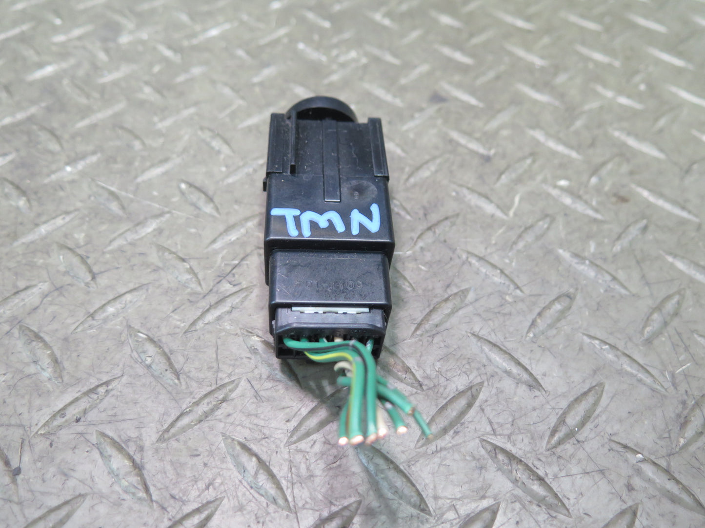 00-05 Toyota MR2 Spyder ZZW30L Emergency Hazard Warning Button Switch OEM