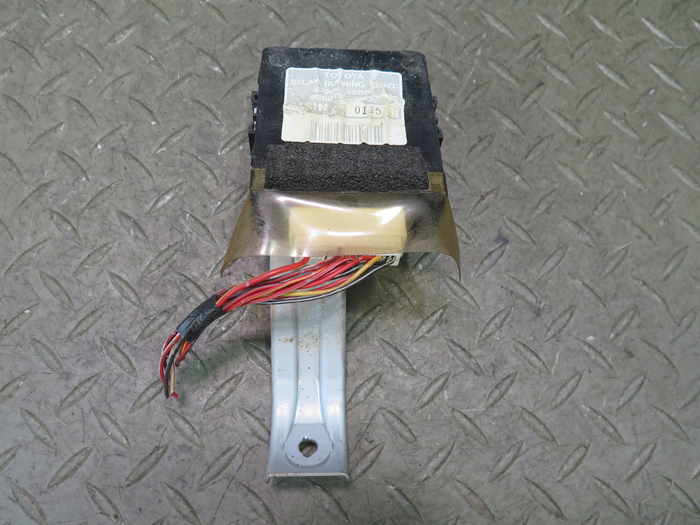 00-02 Toyota MR2 Spyder ZZW30L Daytime Running Light Relay Module Unit OEM