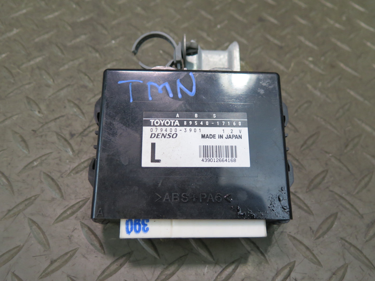 00-02 Toyota MR2 Spyder ZZW30L Anti Lock Brake ABS Control Module OEM