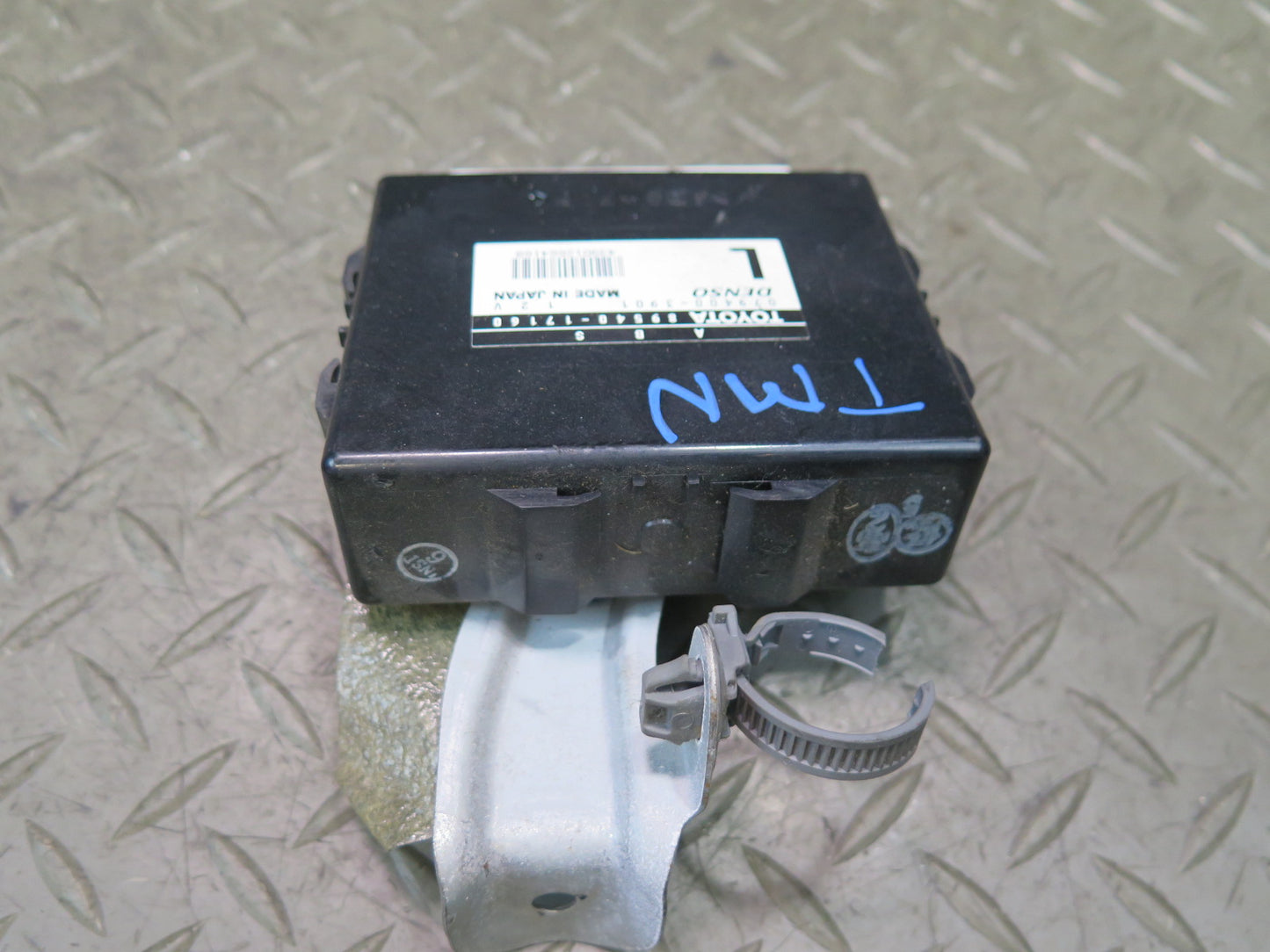 00-02 Toyota MR2 Spyder ZZW30L Anti Lock Brake ABS Control Module OEM