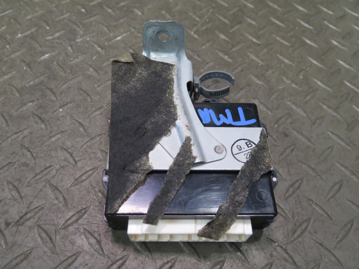 00-02 Toyota MR2 Spyder ZZW30L Anti Lock Brake ABS Control Module OEM