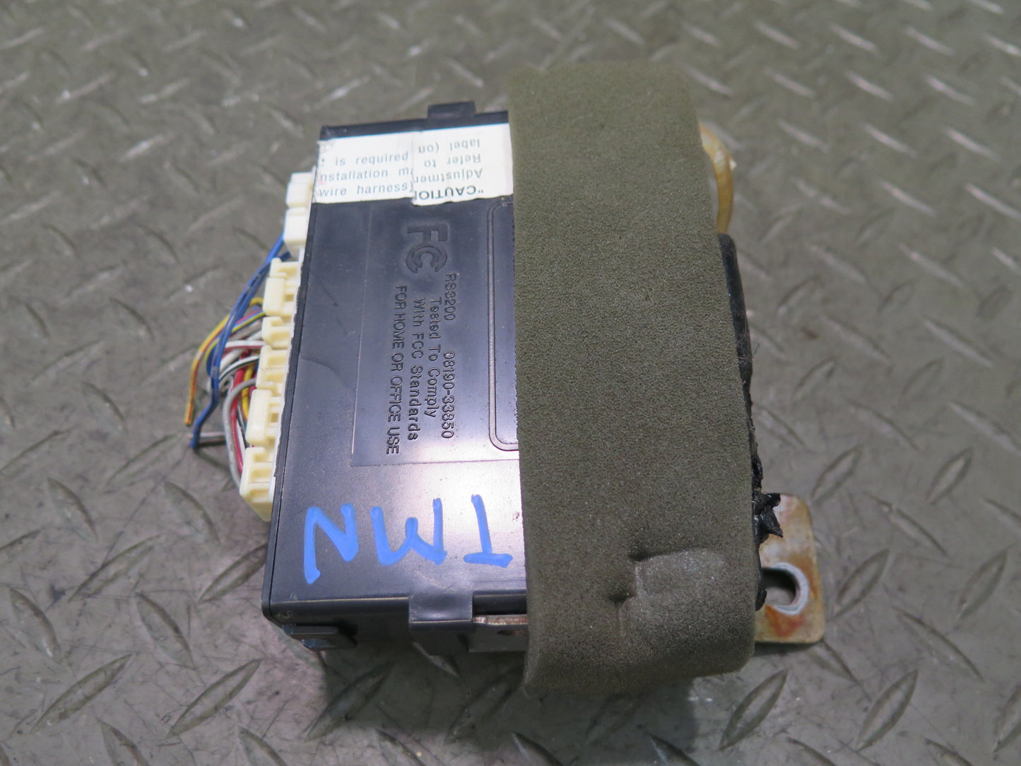 00-05 Toyota MR2 Spyder ZZW30L Anti Theft VIP Security Control Module Unit OEM