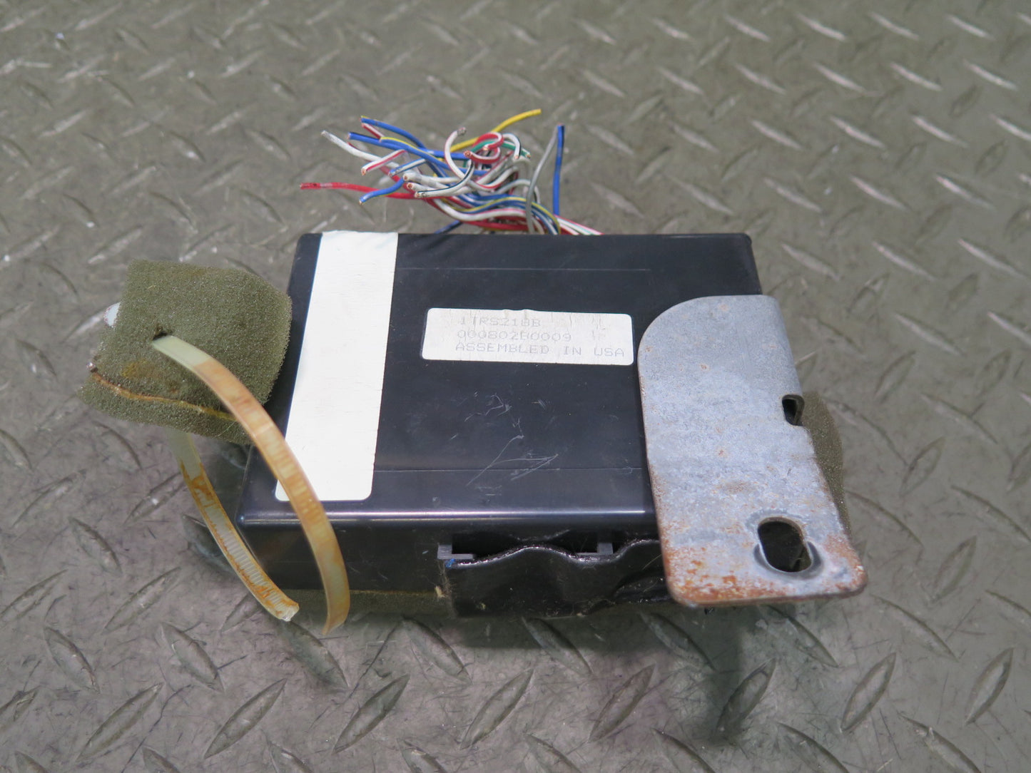 00-05 Toyota MR2 Spyder ZZW30L Anti Theft VIP Security Control Module Unit OEM