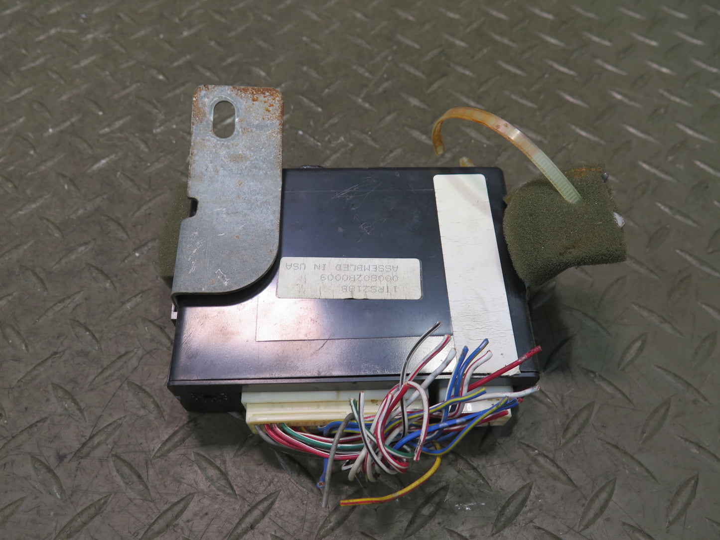 00-05 Toyota MR2 Spyder ZZW30L Anti Theft VIP Security Control Module Unit OEM
