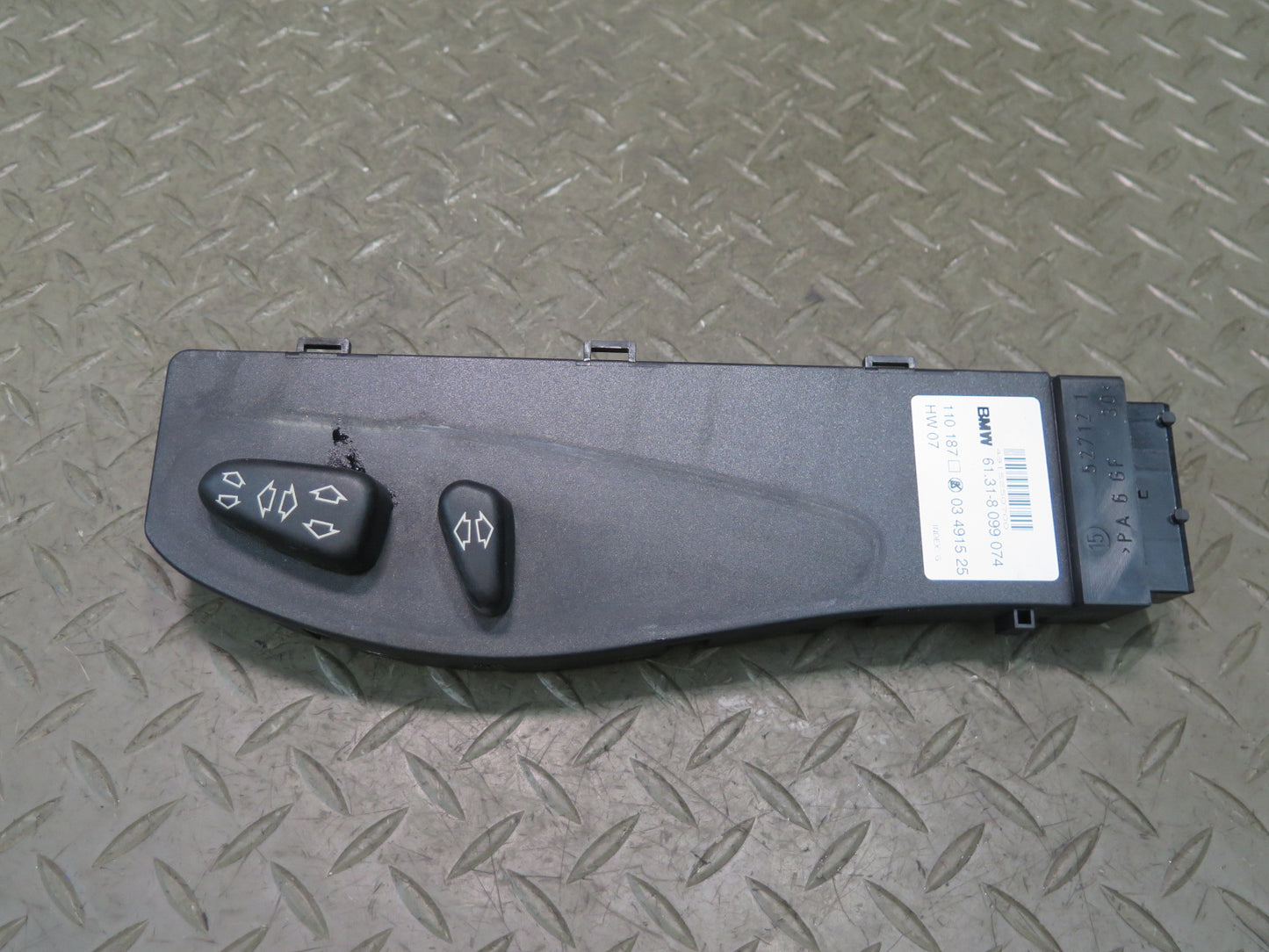 2001-2006 BMW E46 M3 Front Right Seat Adjust Control Switch 8099074
