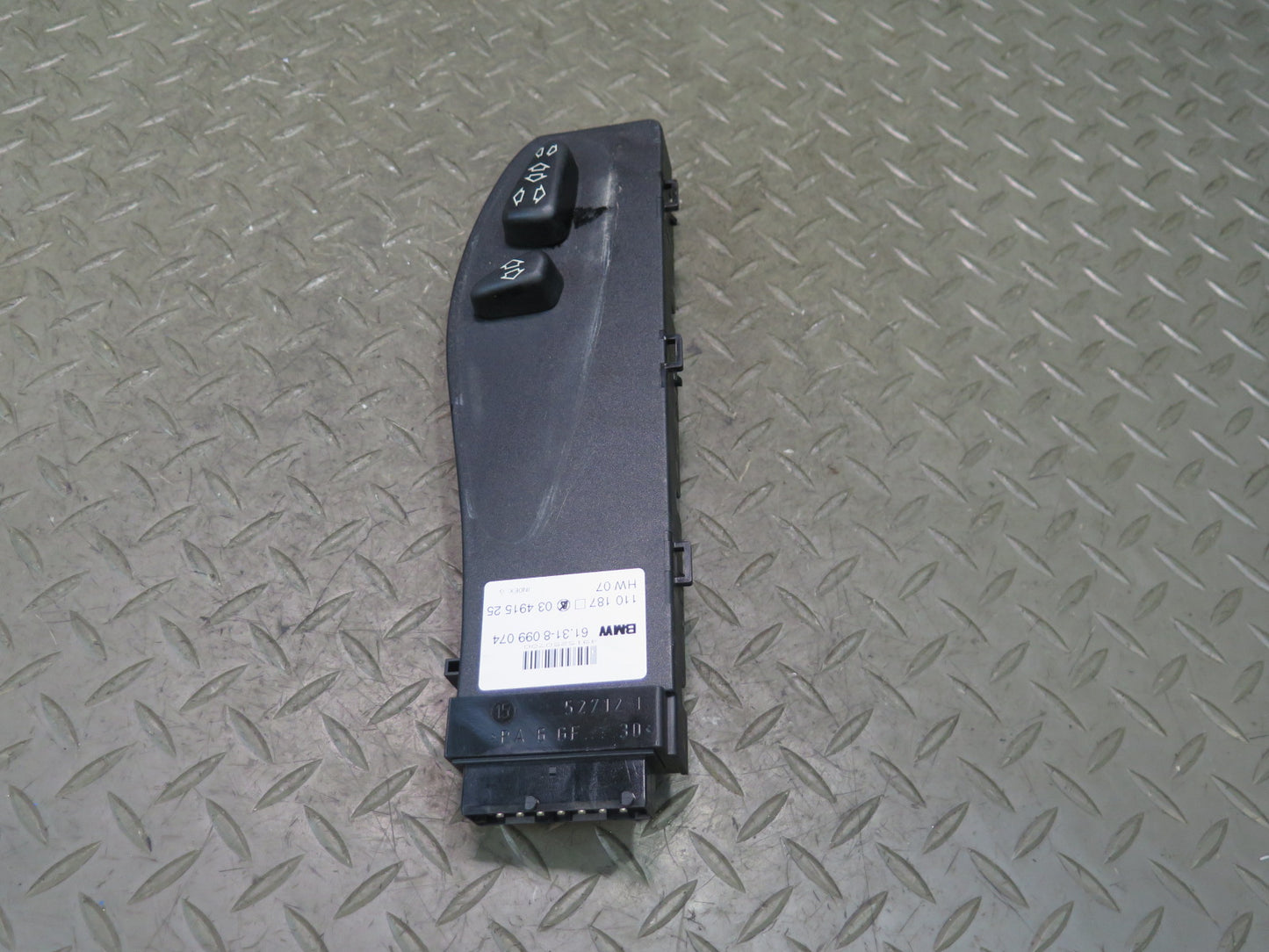 2001-2006 BMW E46 M3 Front Right Seat Adjust Control Switch 8099074
