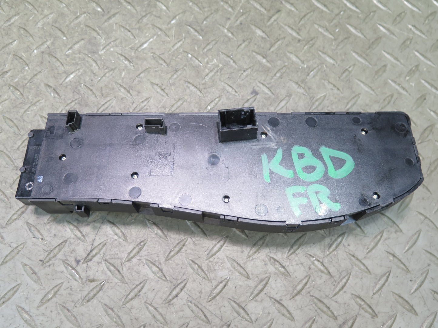2001-2006 BMW E46 M3 Front Right Seat Adjust Control Switch 8099074