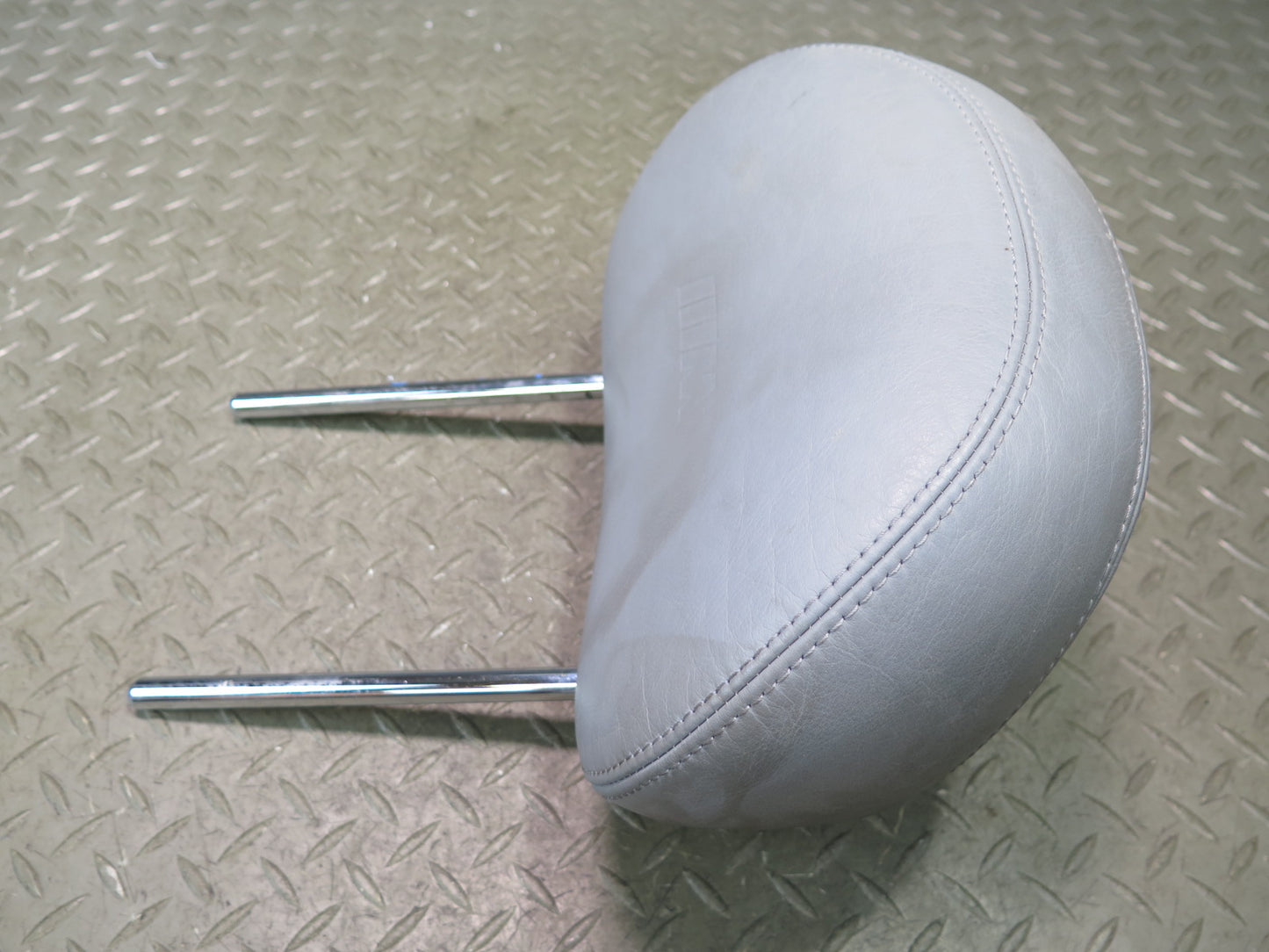 2001-2006 BMW E46 M3 Coupe Front Left or Right Sport Seat Leather Headrest Gray