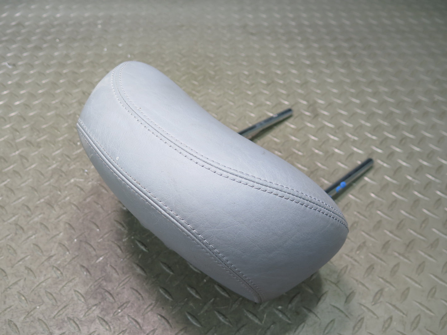2001-2006 BMW E46 M3 Coupe Front Left or Right Sport Seat Leather Headrest Gray