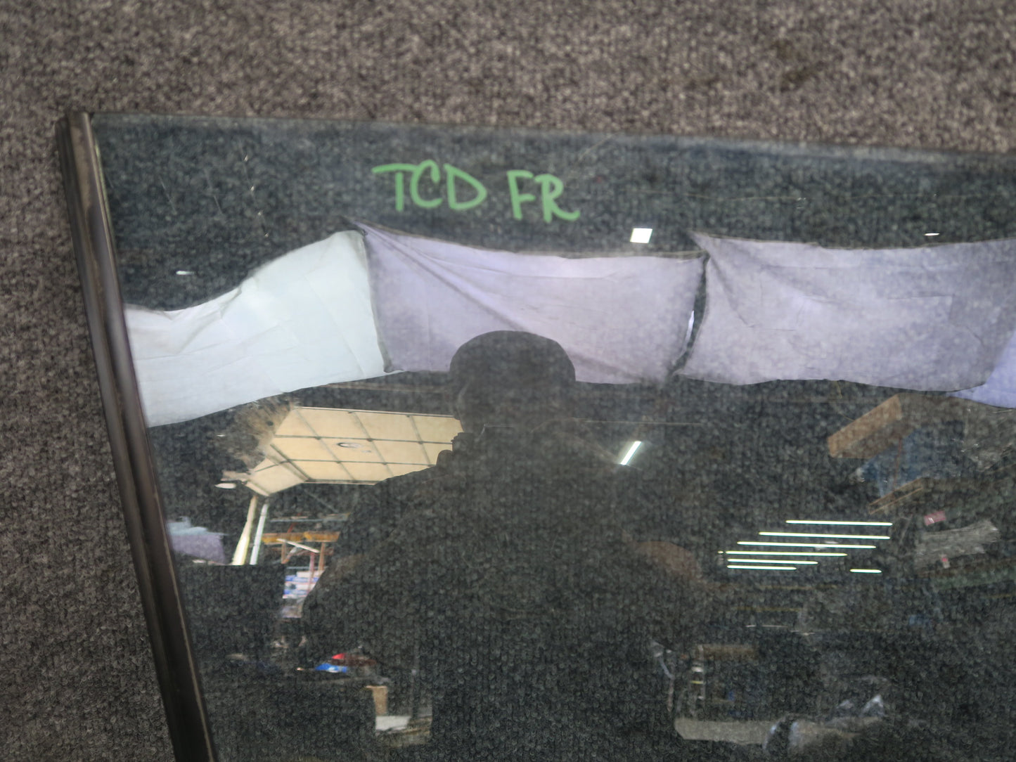 84-88 Toyota Cressida MX73 Sedan Front Right Passenger Door Window Glass OEM