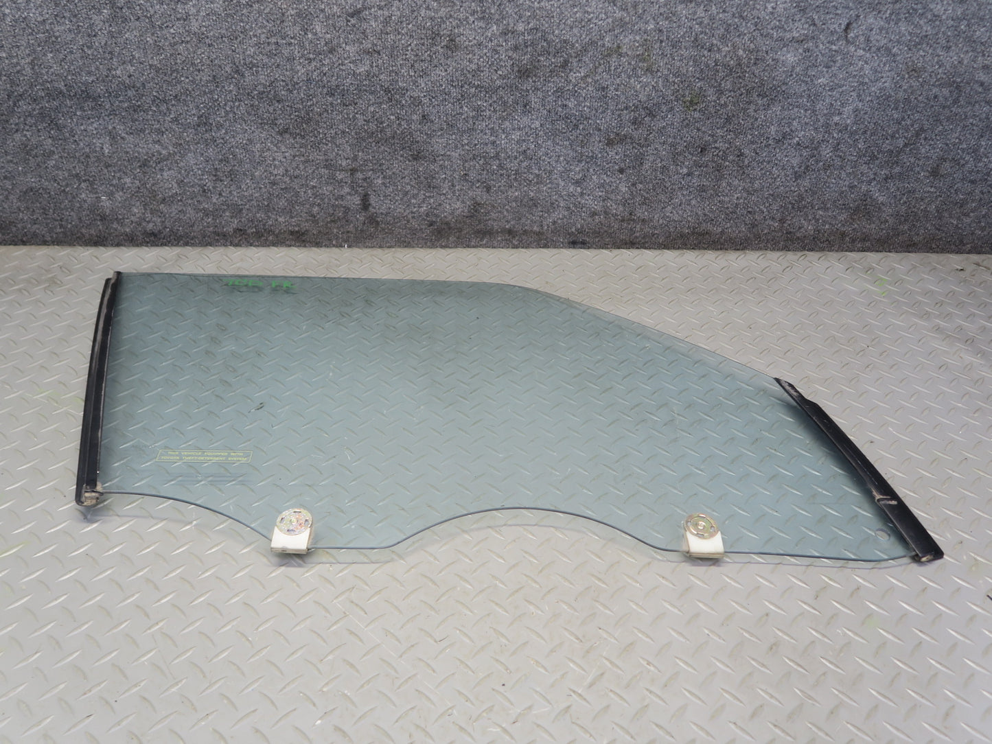 84-88 Toyota Cressida MX73 Sedan Front Right Passenger Door Window Glass OEM
