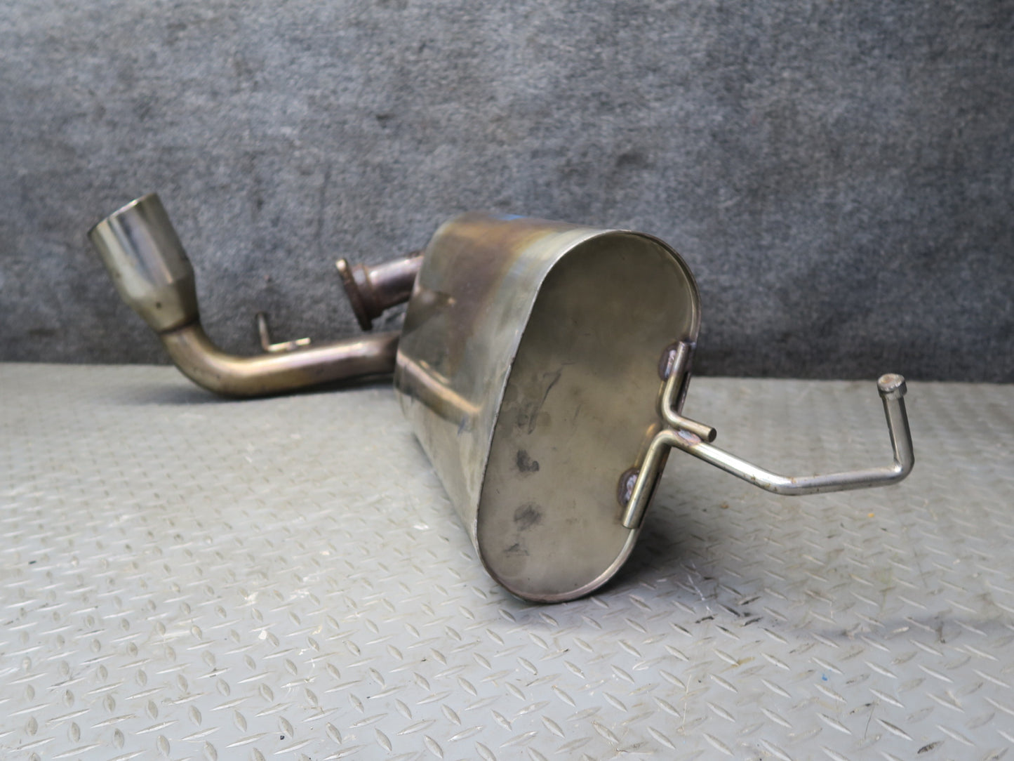 00-02 Toyota MR2 Spyder ZZW30L Rear Exhaust Muffler w Tip OEM