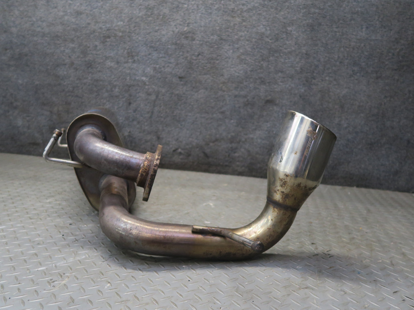 00-02 Toyota MR2 Spyder ZZW30L Rear Exhaust Muffler w Tip OEM
