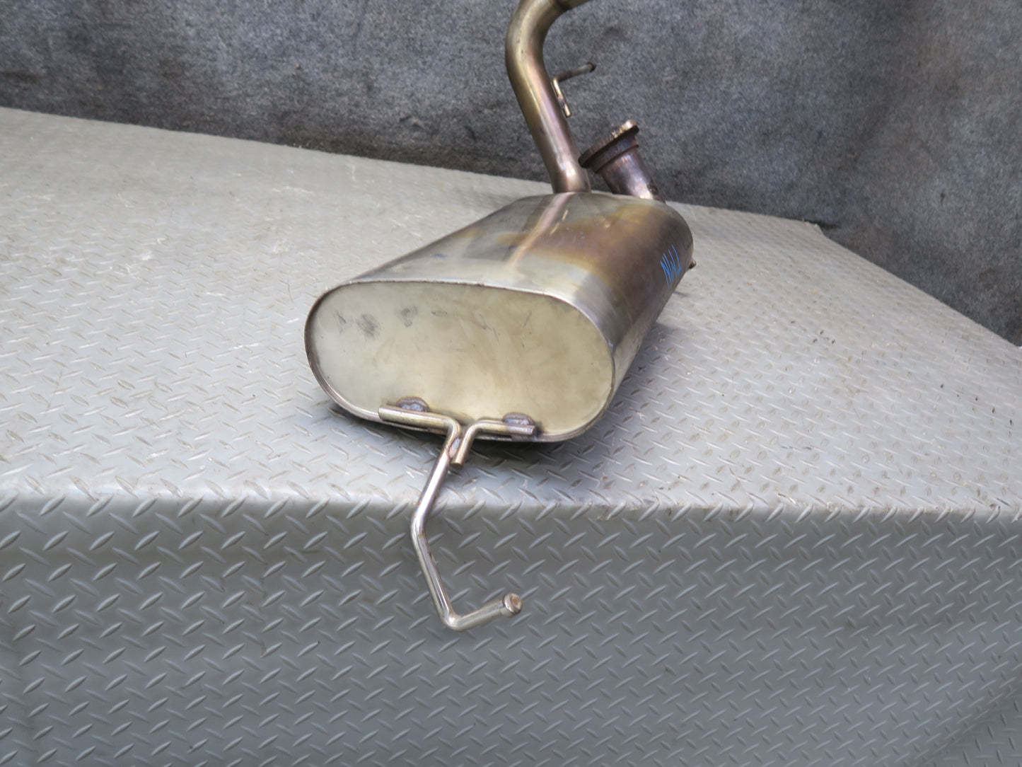 00-02 Toyota MR2 Spyder ZZW30L Rear Exhaust Muffler w Tip OEM