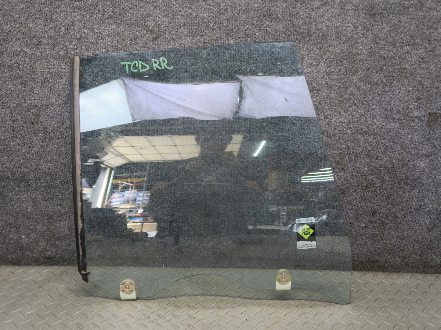 84-88 Toyota Cressida MX73 Sedan Rear Right Door Window Glass OEM