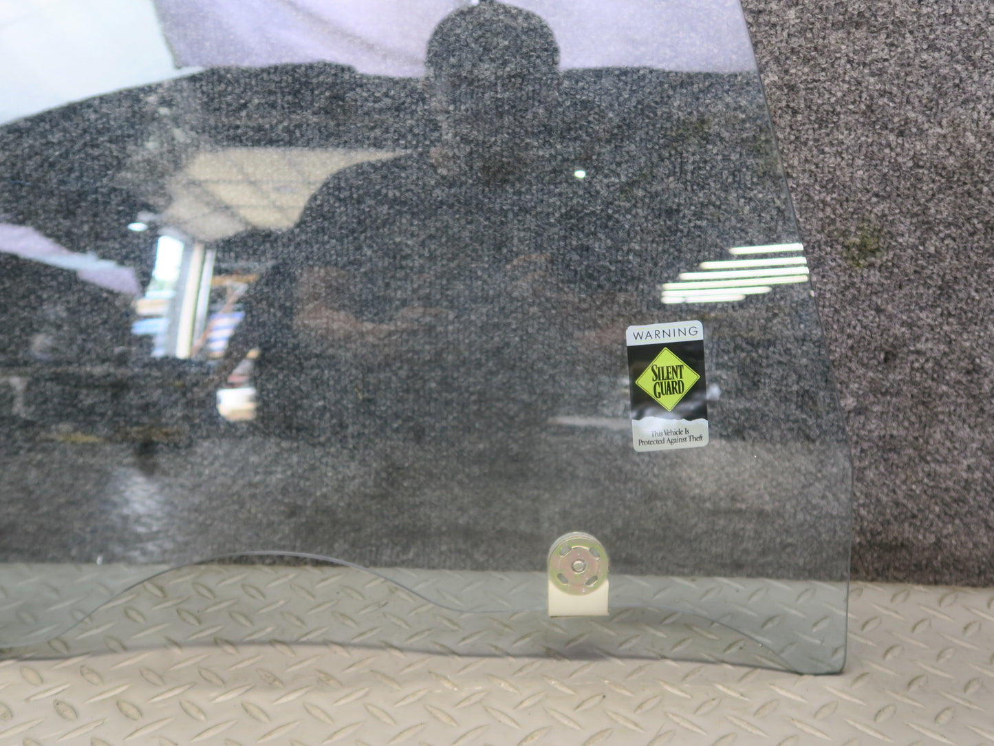 84-88 Toyota Cressida MX73 Sedan Rear Right Door Window Glass OEM