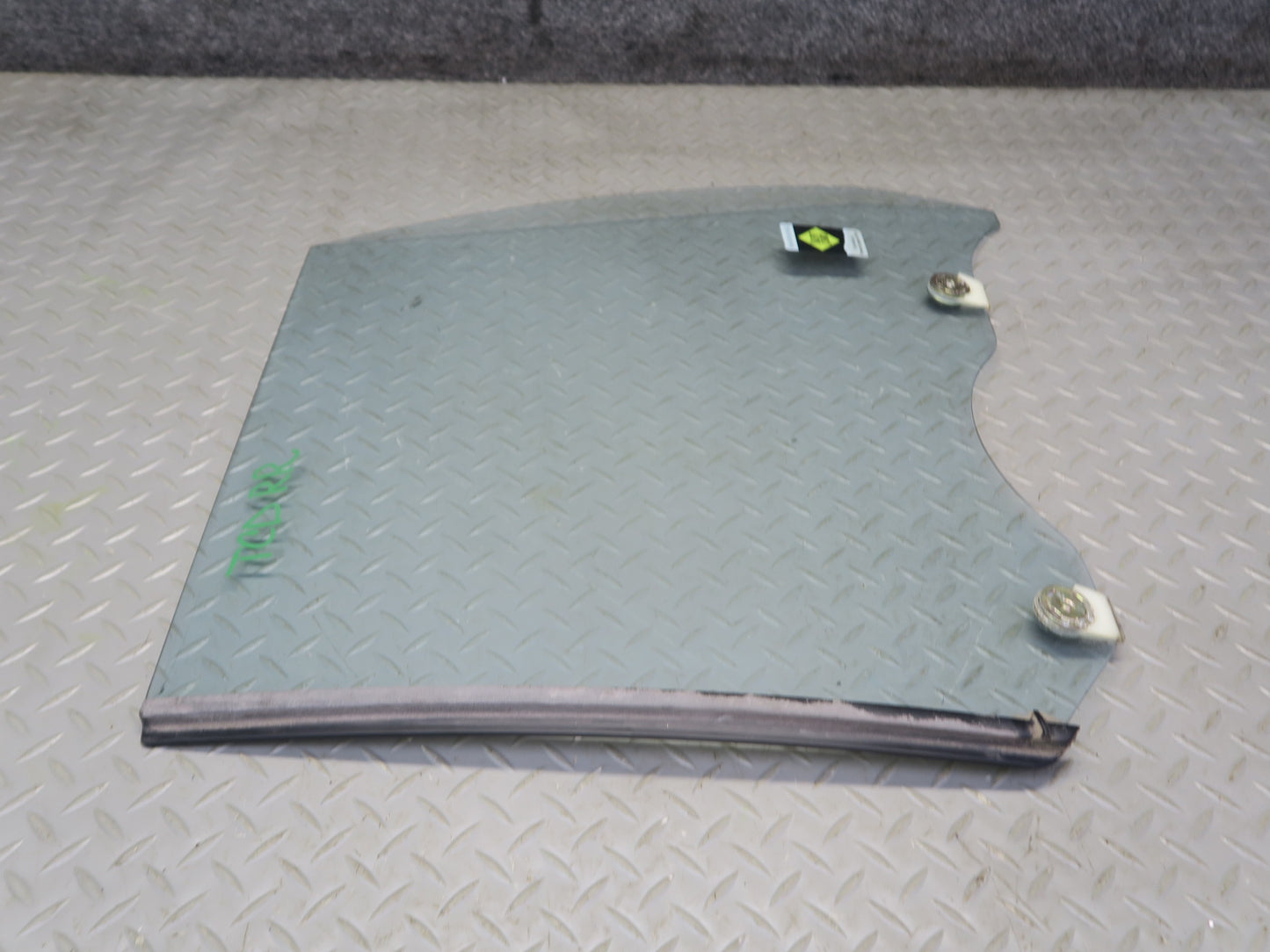 84-88 Toyota Cressida MX73 Sedan Rear Right Door Window Glass OEM