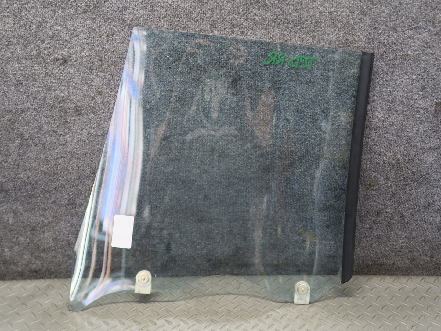 84-88 Toyota Cressida MX73 Sedan Rear Right Door Window Glass OEM